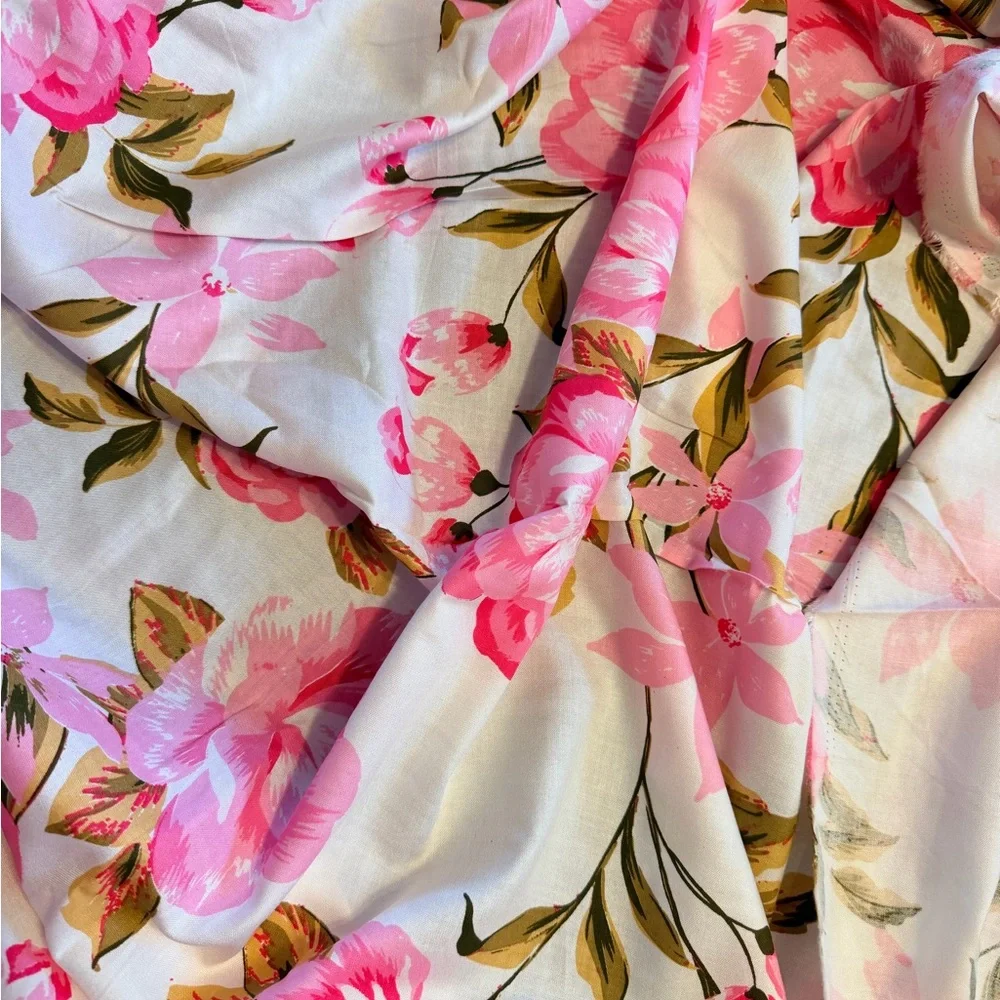 5 yards of Floral beautiful pink rose Rayon Fabric. - Picture 2 of 3